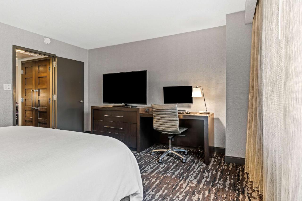 Executive King Suite - Non-Smoking at Embassy Suites by Hilton Crystal City National Airport