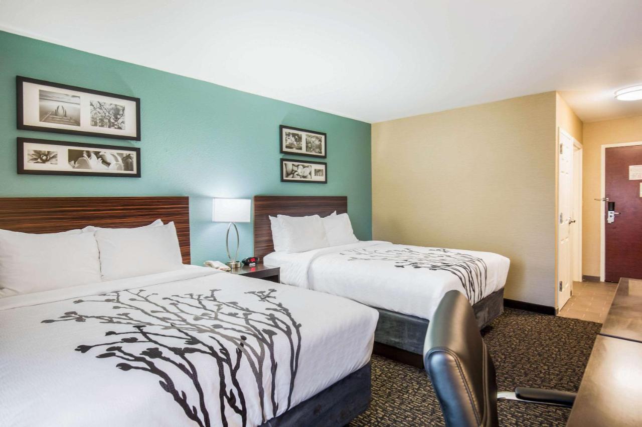  | Sleep Inn & Suites Scranton Dunmore