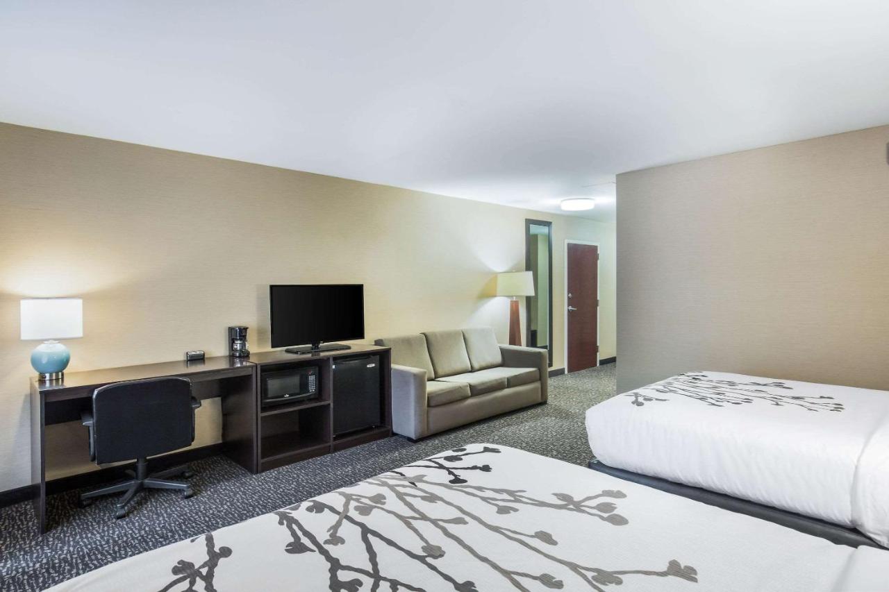  | Sleep Inn & Suites Scranton Dunmore