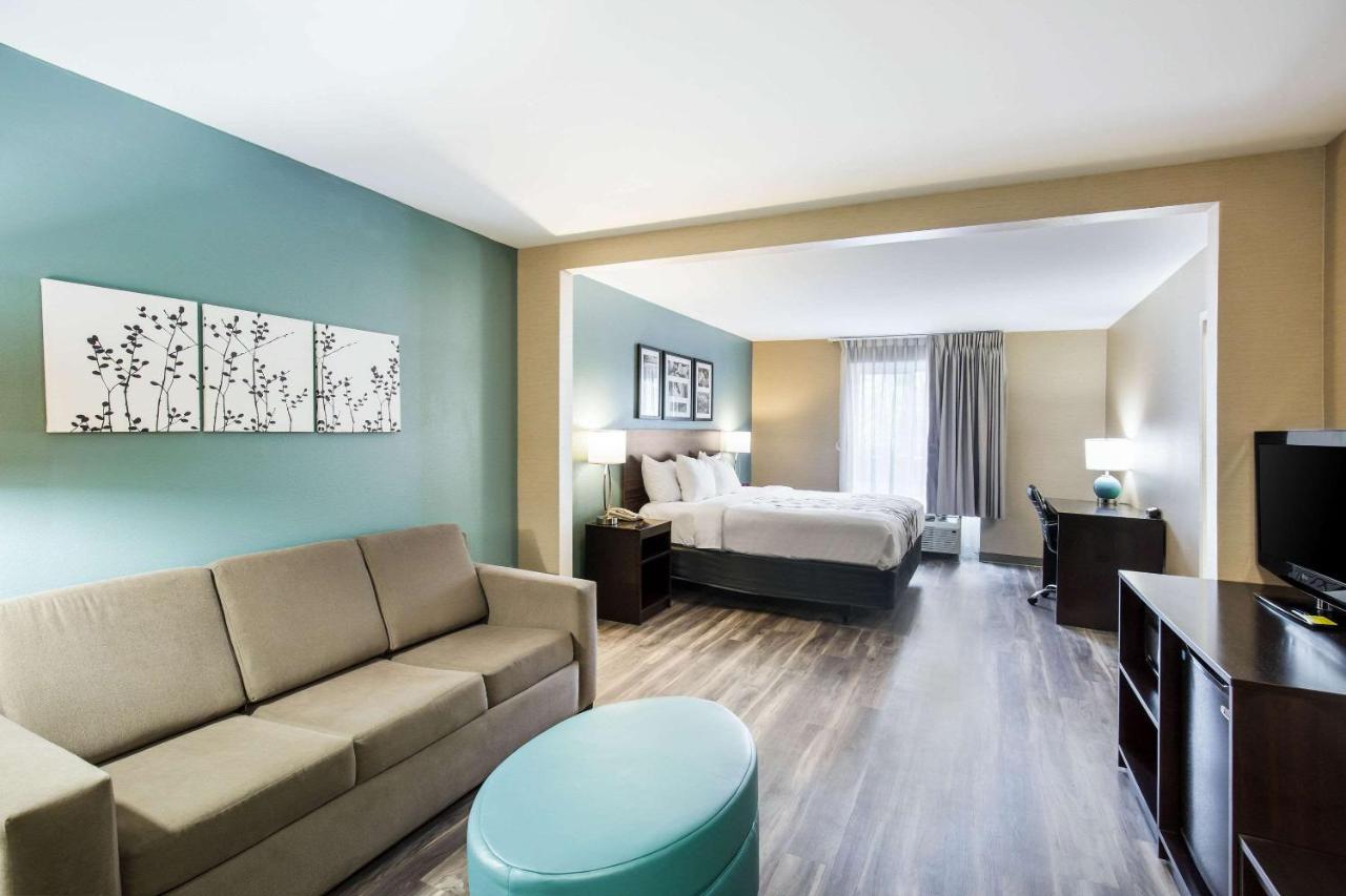  | Sleep Inn & Suites Scranton Dunmore