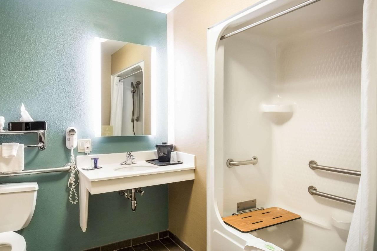  | Sleep Inn & Suites Scranton Dunmore