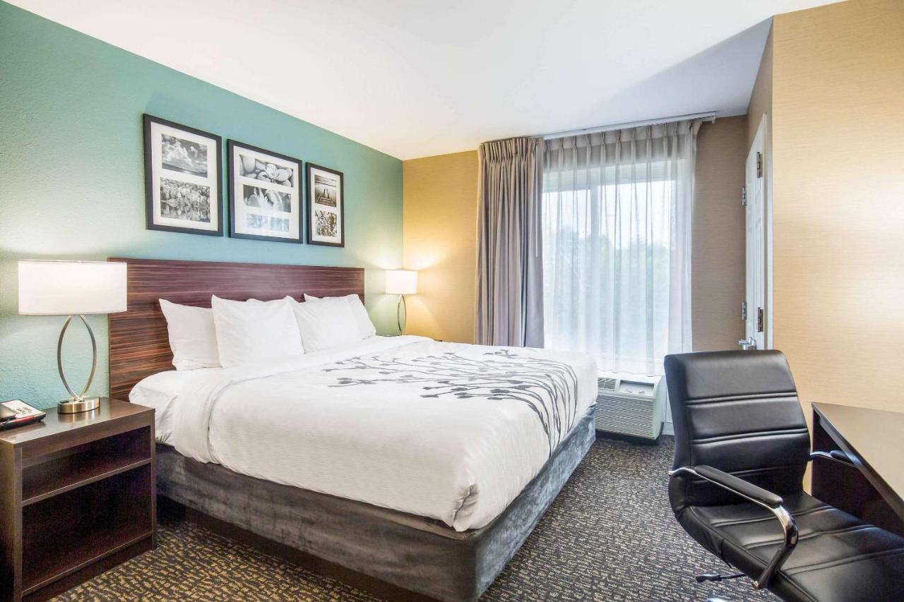  | Sleep Inn & Suites Scranton Dunmore