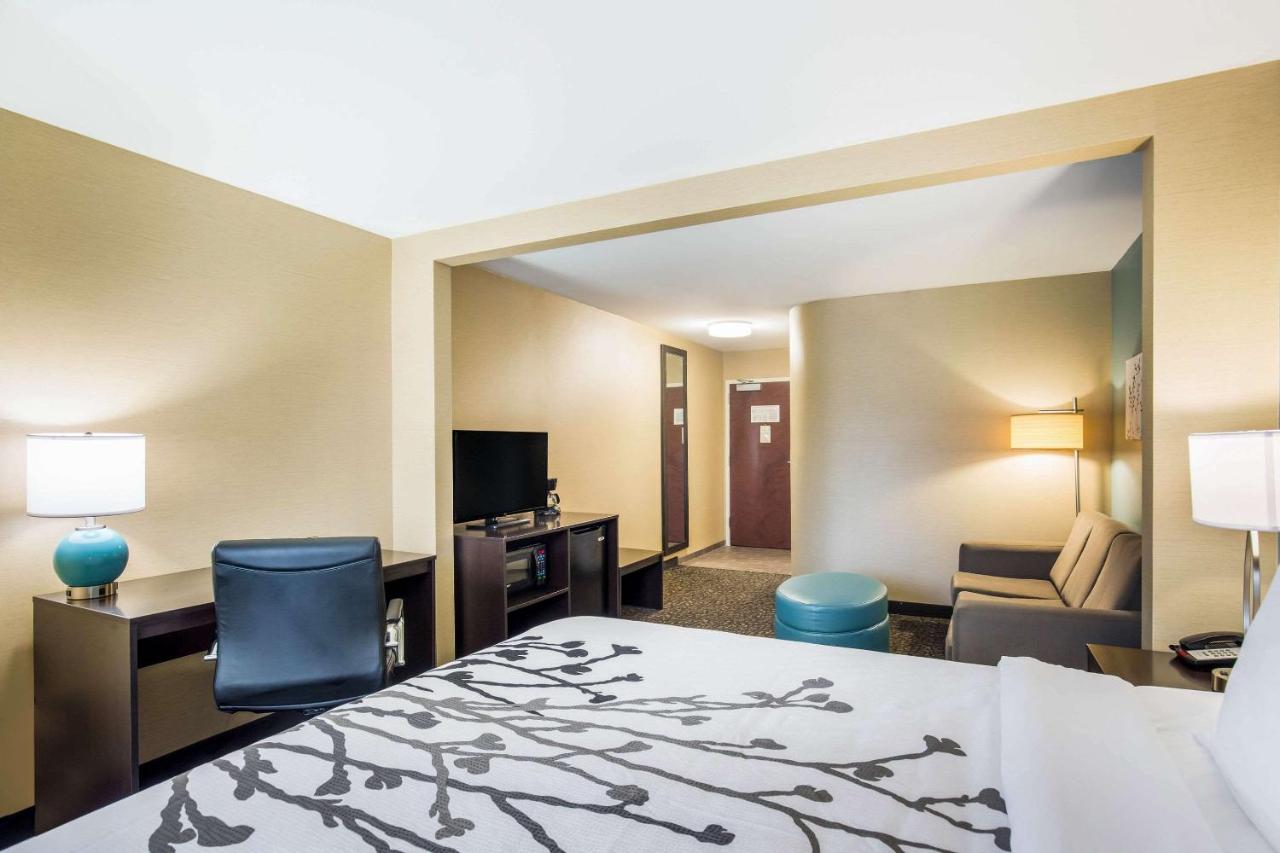  | Sleep Inn & Suites Scranton Dunmore