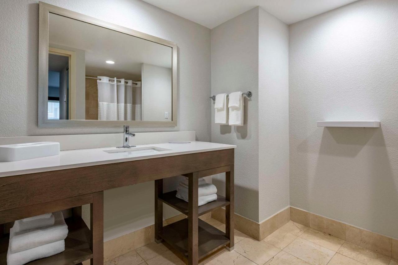 Queen Suite with Two Queen Beds - Non-Smoking at Comfort Inn & Suites Downtown Brickell - Port of Miami