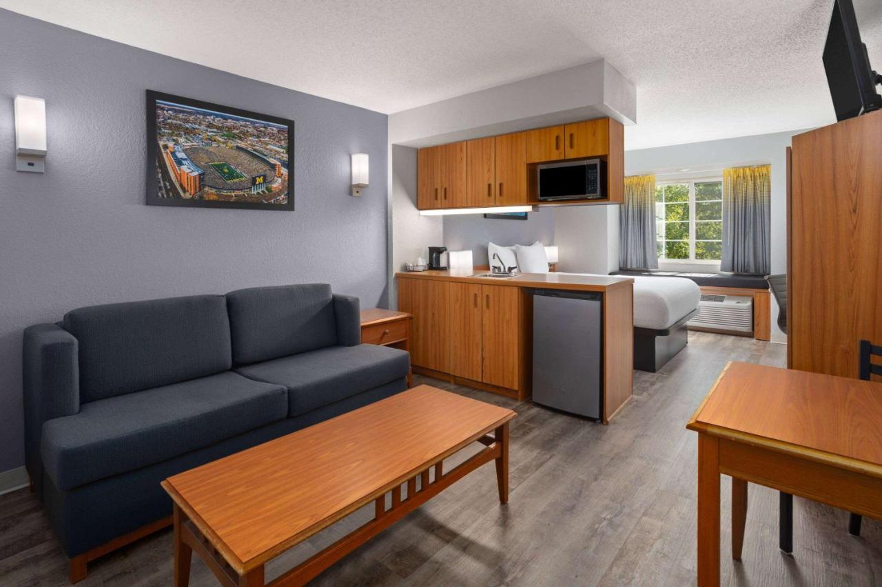 Studio Queen Suite - Non-Smoking at Microtel Inn & Suites by Wyndham Ann Arbor