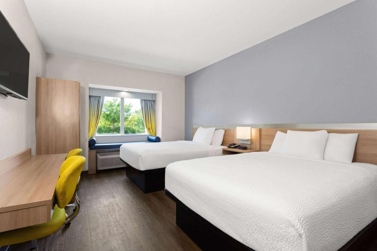 Queen Room with Two Queen Beds - Disability Access/Non-Smoking at Microtel Inn & Suites by Wyndham Panama City