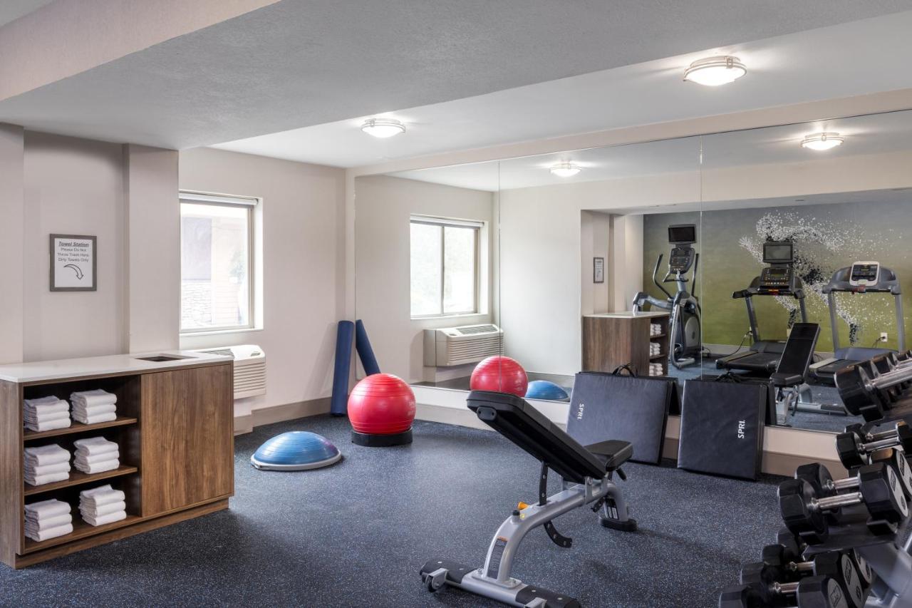 | Holiday Inn Express Portland South - Lake Oswego, an IHG Hotel