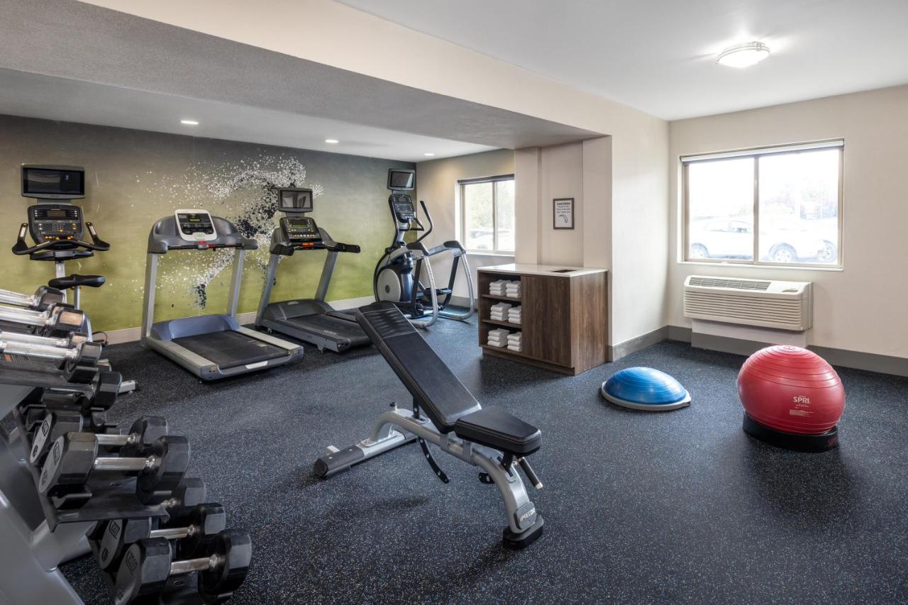 | Holiday Inn Express Portland South - Lake Oswego, an IHG Hotel
