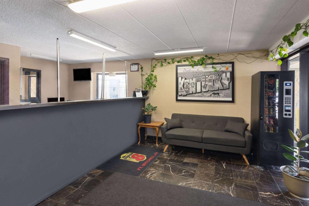 | Super 8 by Wyndham Fort Mitchell Cincinnati Area