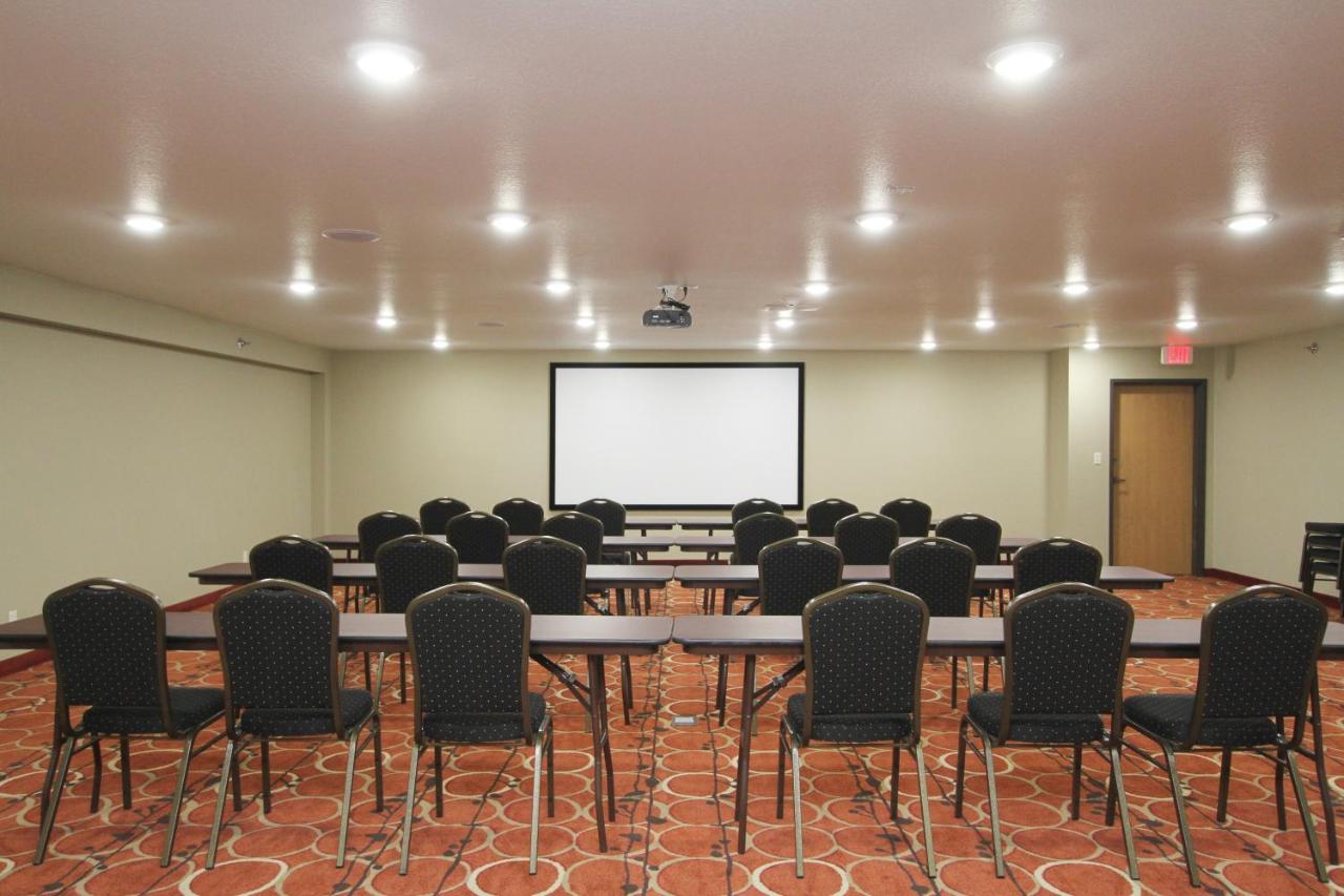 | Bowman Lodge & Convention Center