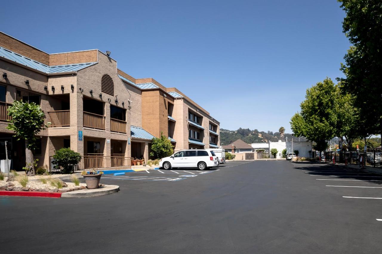 | Hotel Mira Vista