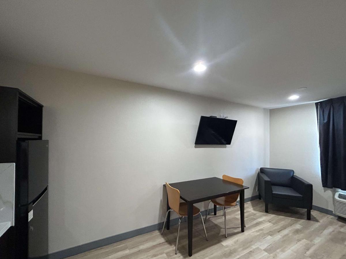 | Americas Best Value Inn Cameron Park Folsom