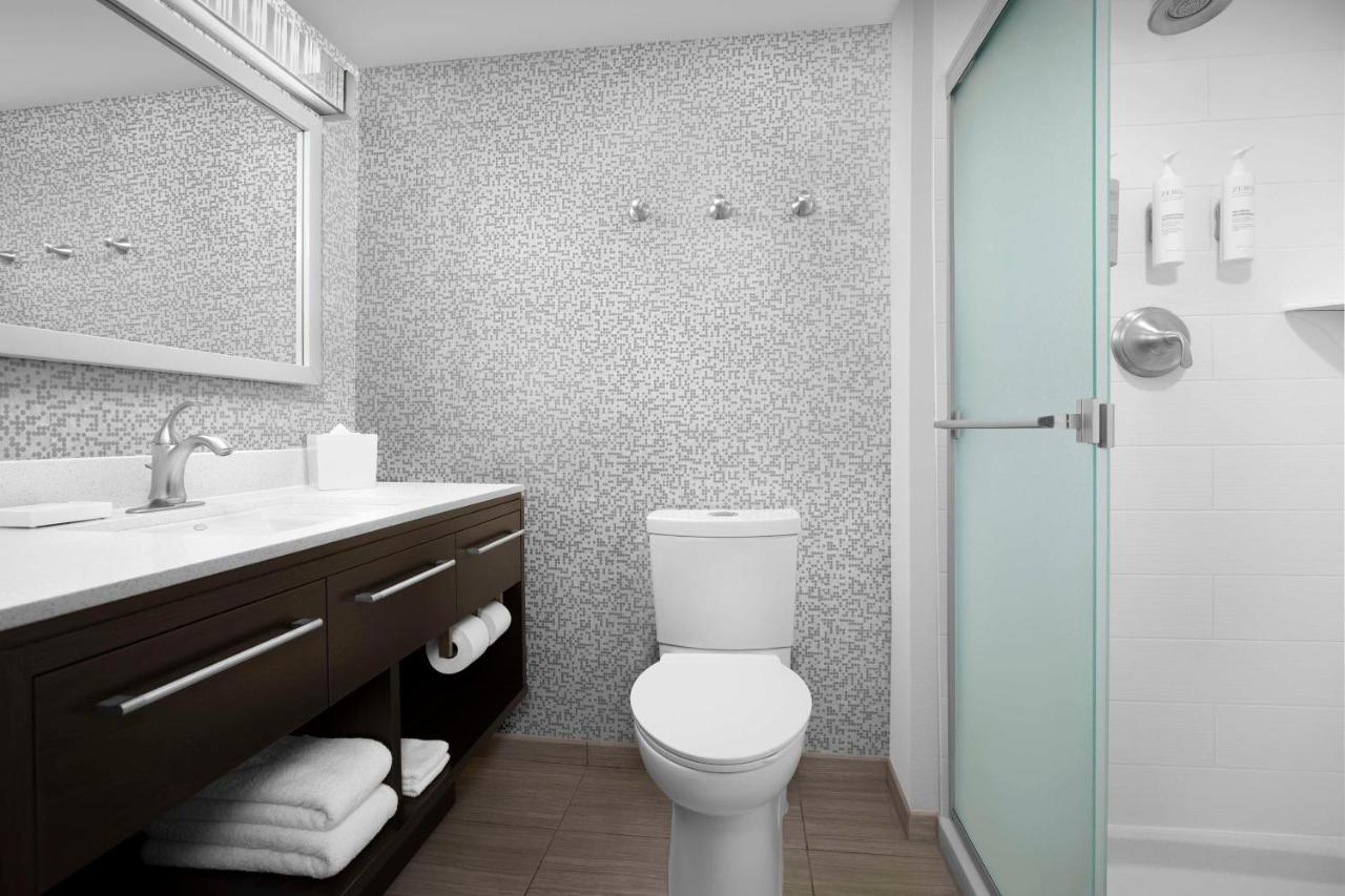| Home2 Suites by Hilton Pittsburgh - McCandless, PA