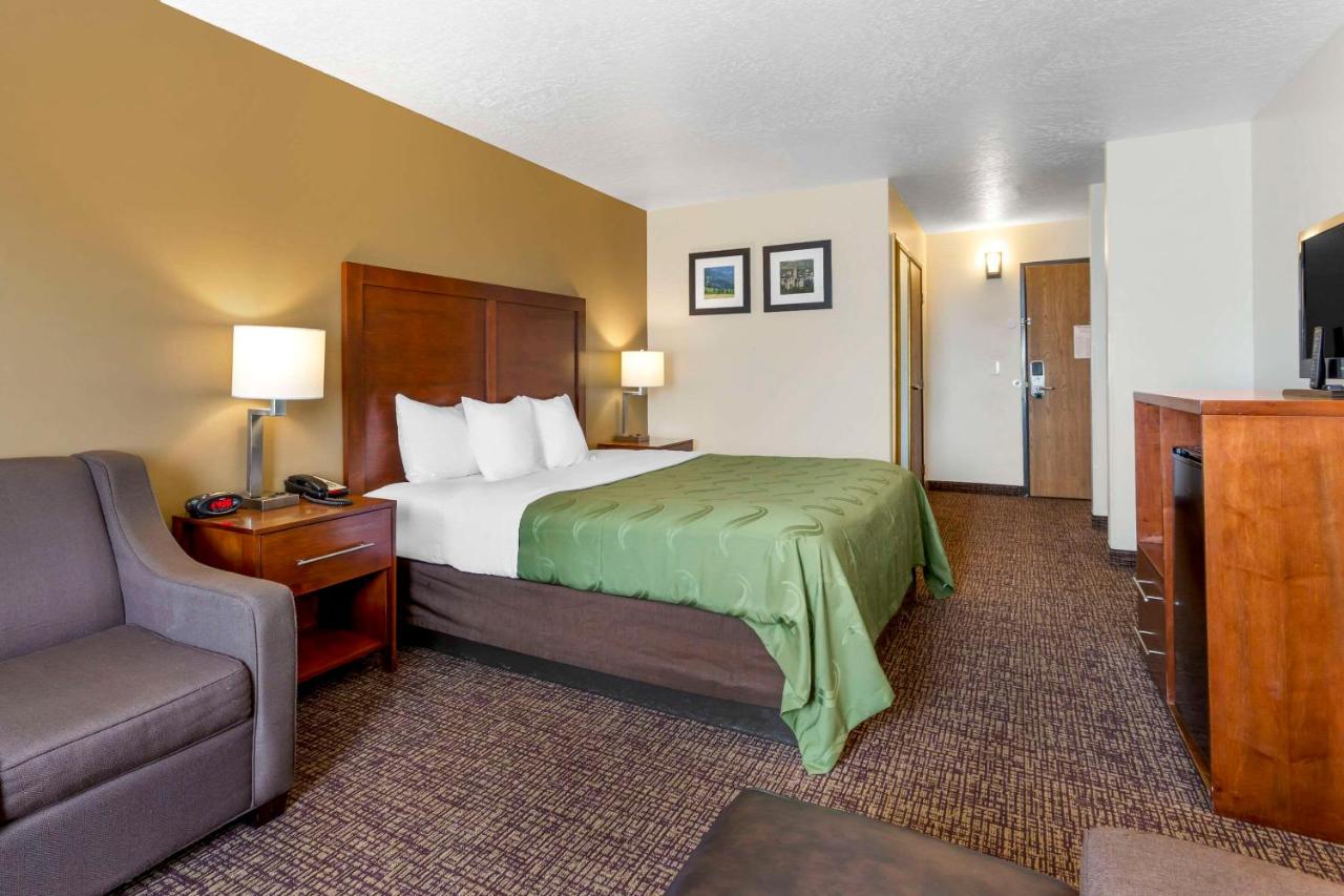 Superior Queen Suite - Non-Smoking at Quality Inn Logan near University