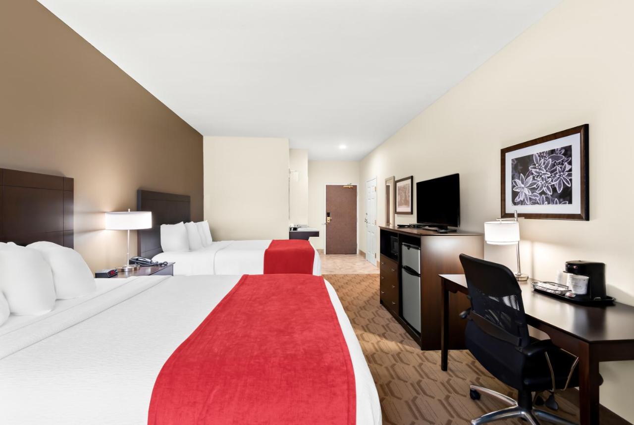 | Best Western Palmyra Inn & Suites