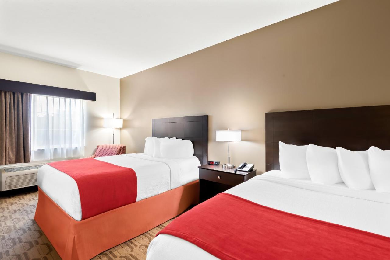 Queen Suite with Sofa Bed - Non-Smoking at Best Western Palmyra Inn & Suites