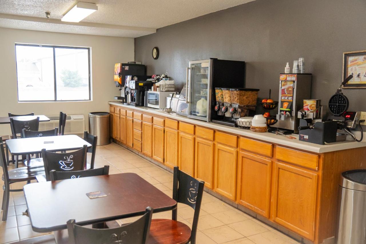  | Victorian Inn & Suites-York