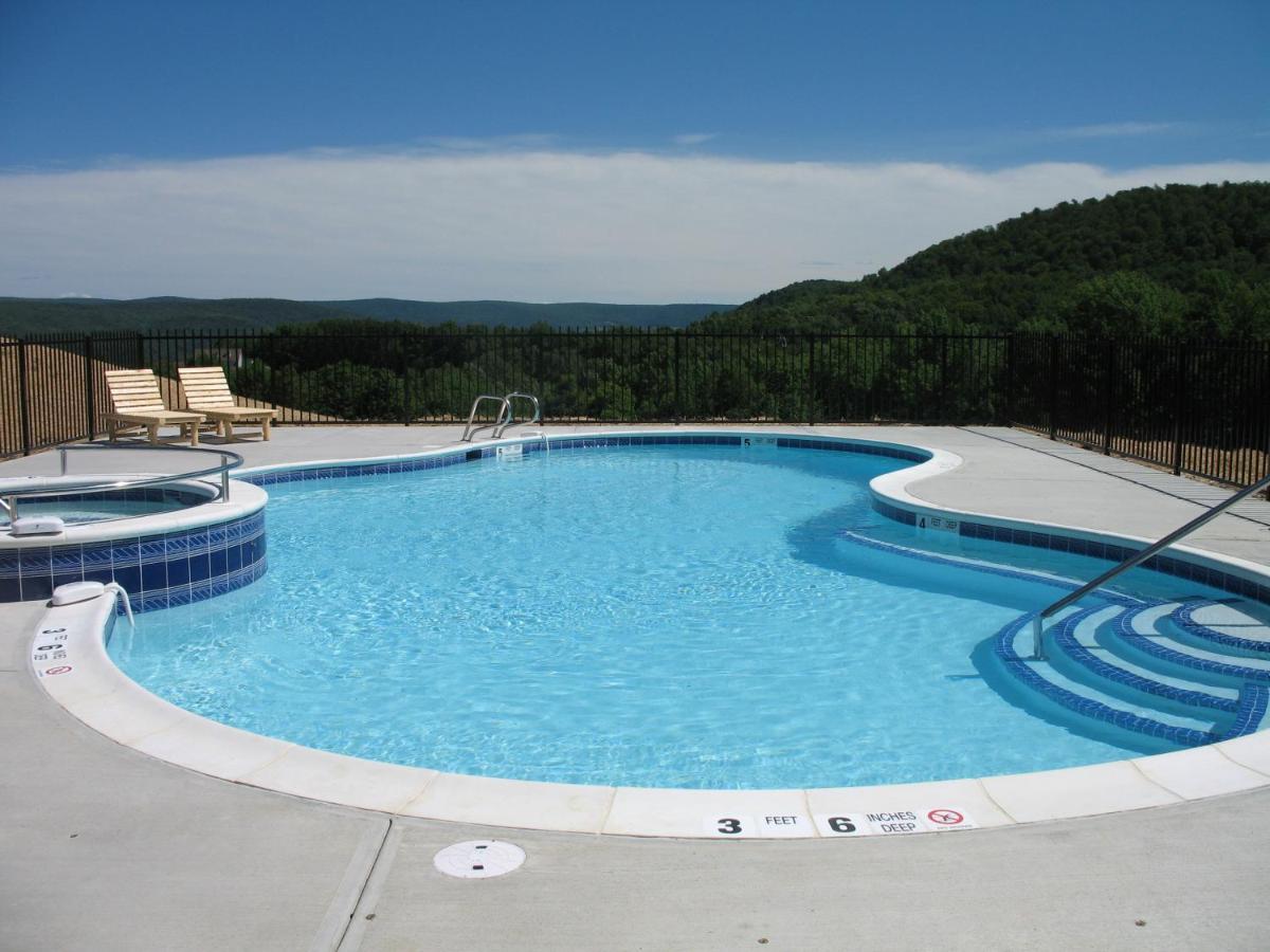| August Lodge Cooperstown