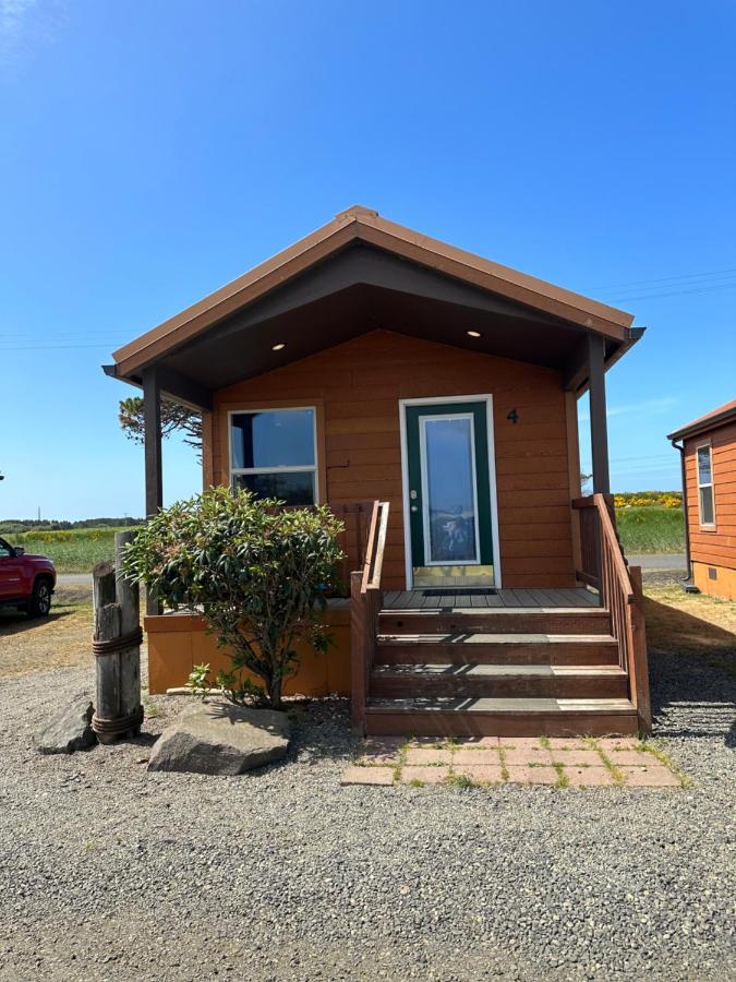 | Westport Inn Cabins