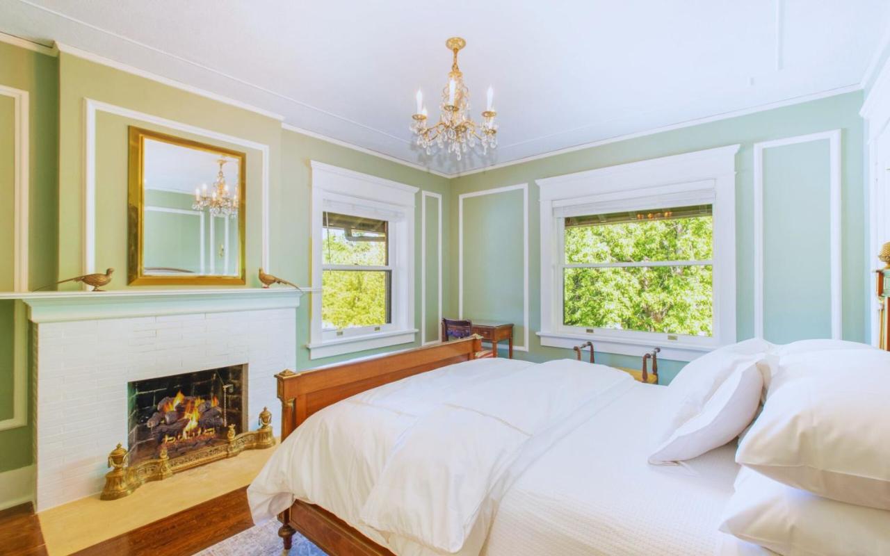 Holiday Home at Martha's Bed and Breakfast