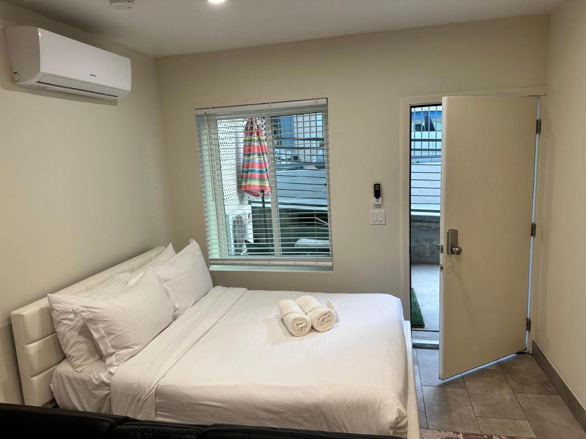  | Studio with Private Entrance next to Balboa Park