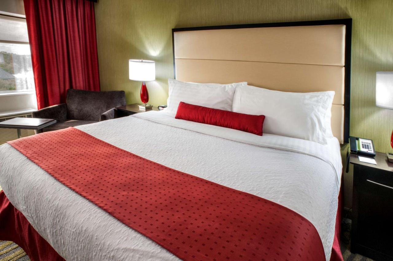 | Inn at Fox Chase - BW Premier Collection