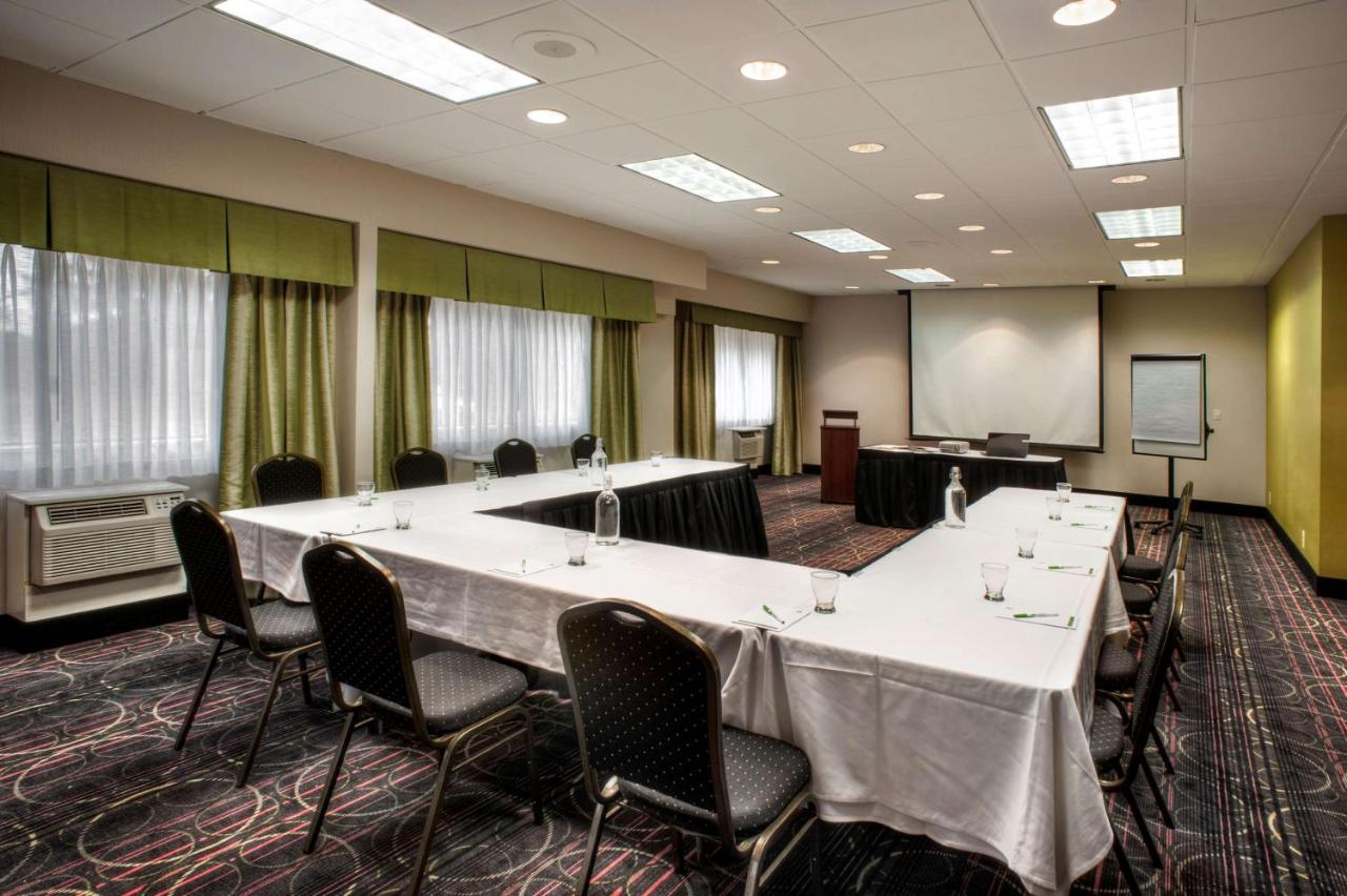 | Inn at Fox Chase - BW Premier Collection