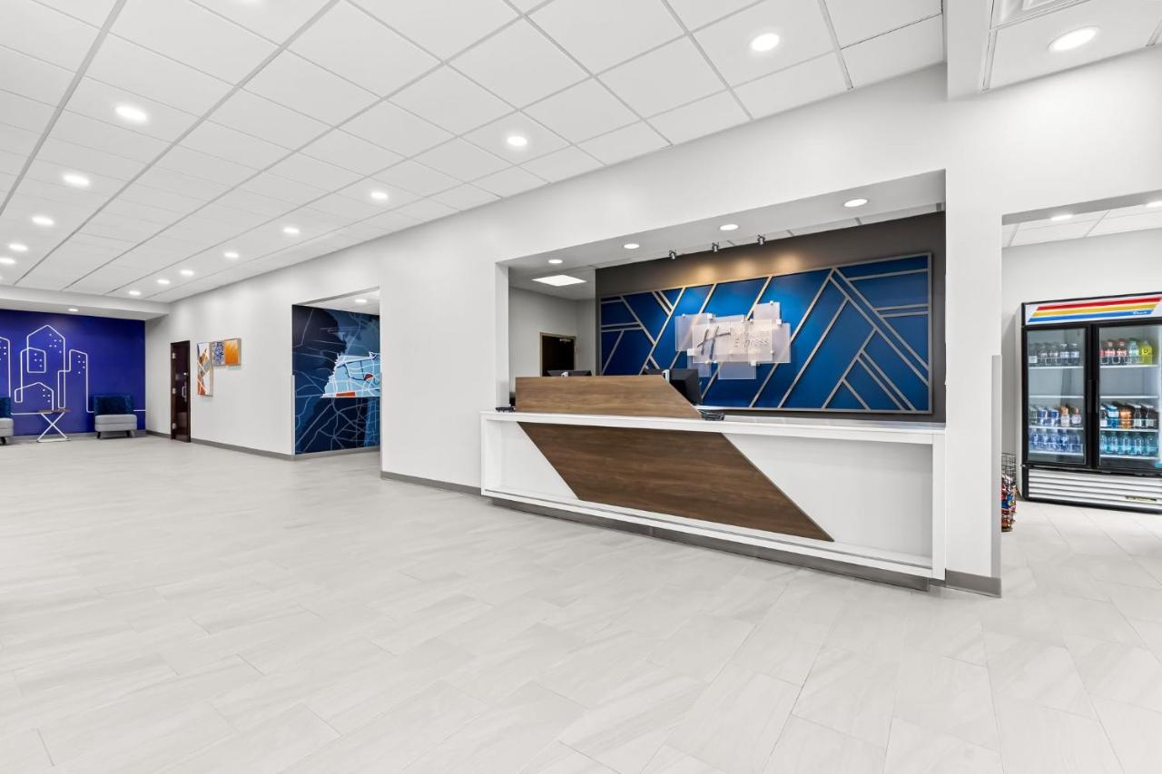Holiday Inn Express Nashville-Hendersonville