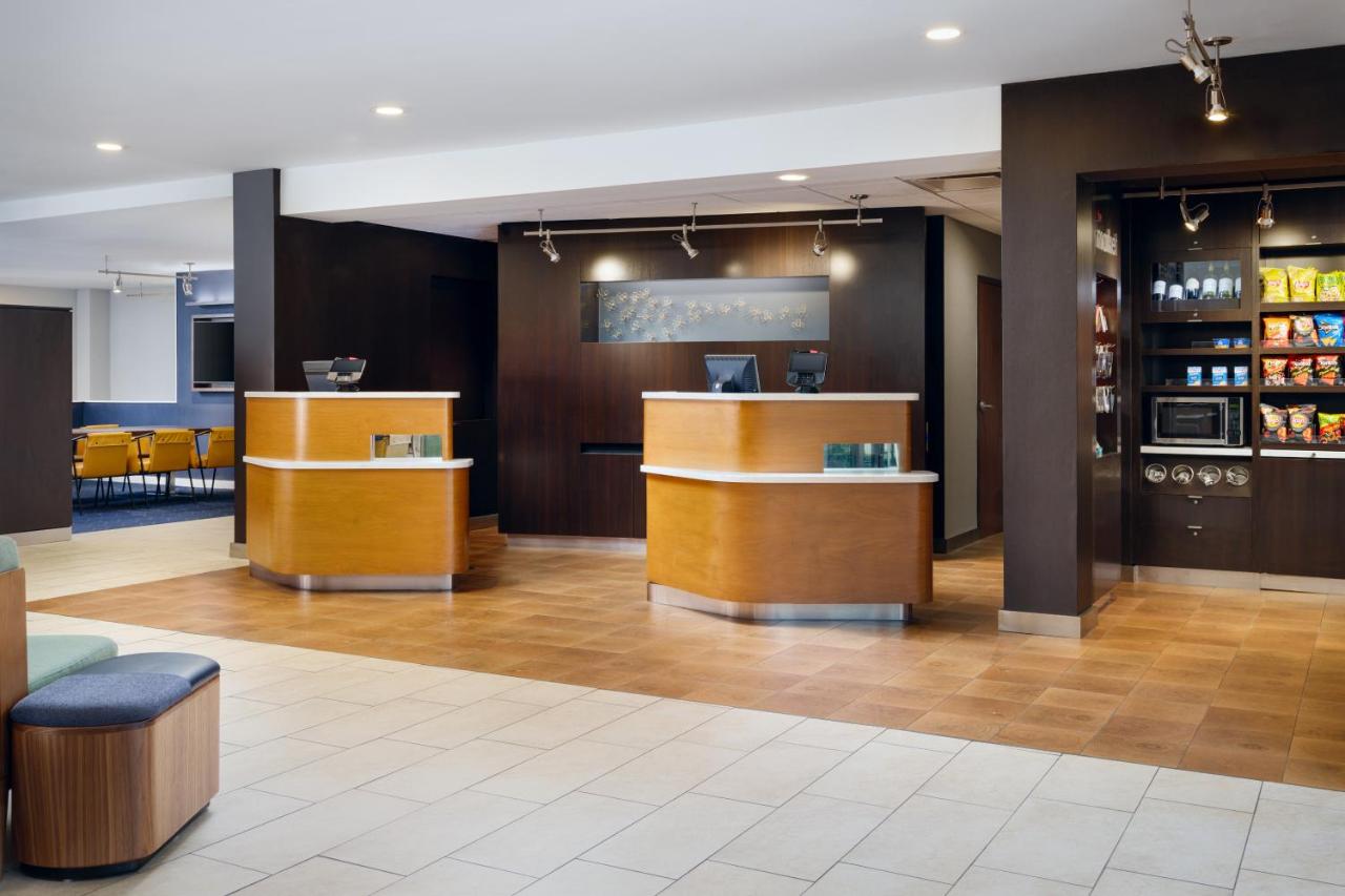 | Courtyard by Marriott Little Rock West