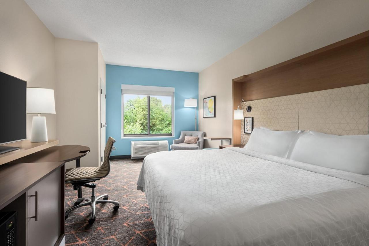| Holiday Inn - Cheshire - Southington, an IHG Hotel