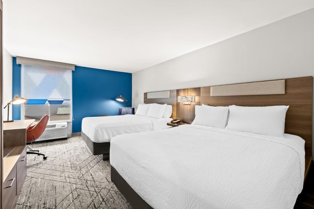 Holiday Inn Express Nashville-Hendersonville