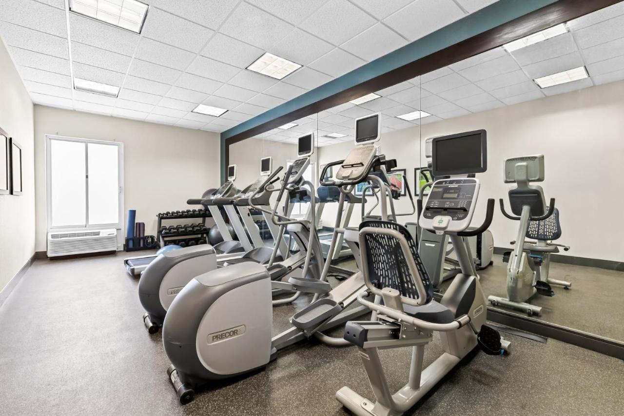 Holiday Inn Express Nashville-Hendersonville
