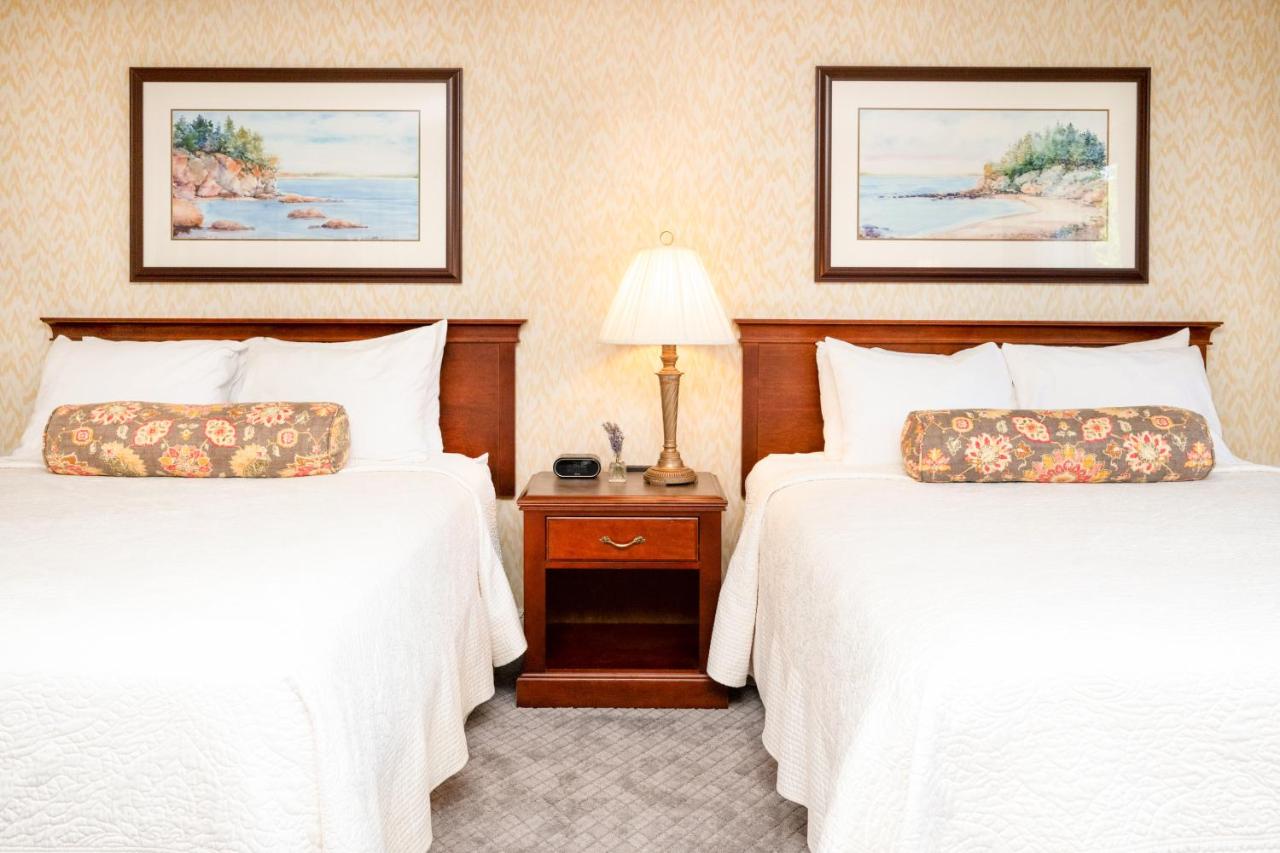 | Fairhaven Village Inn
