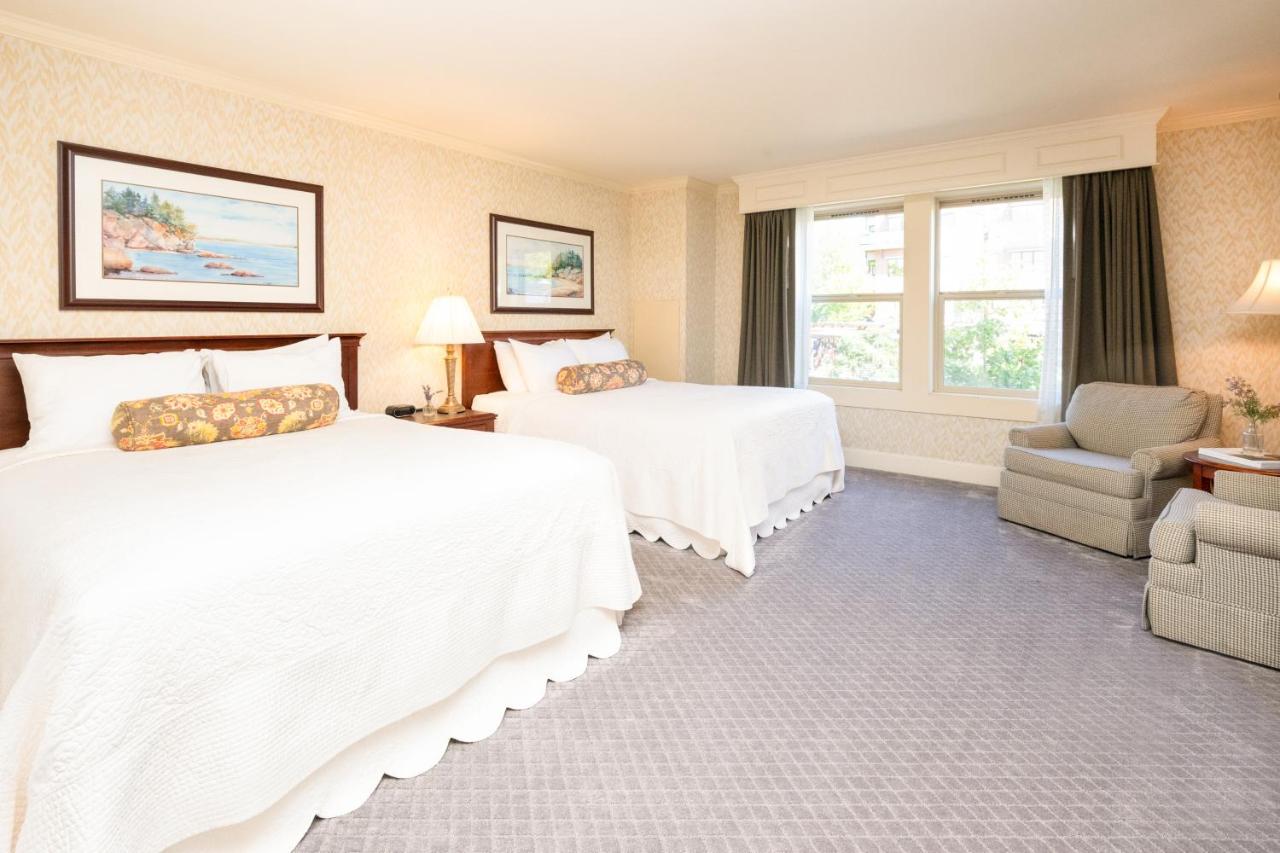 | Fairhaven Village Inn