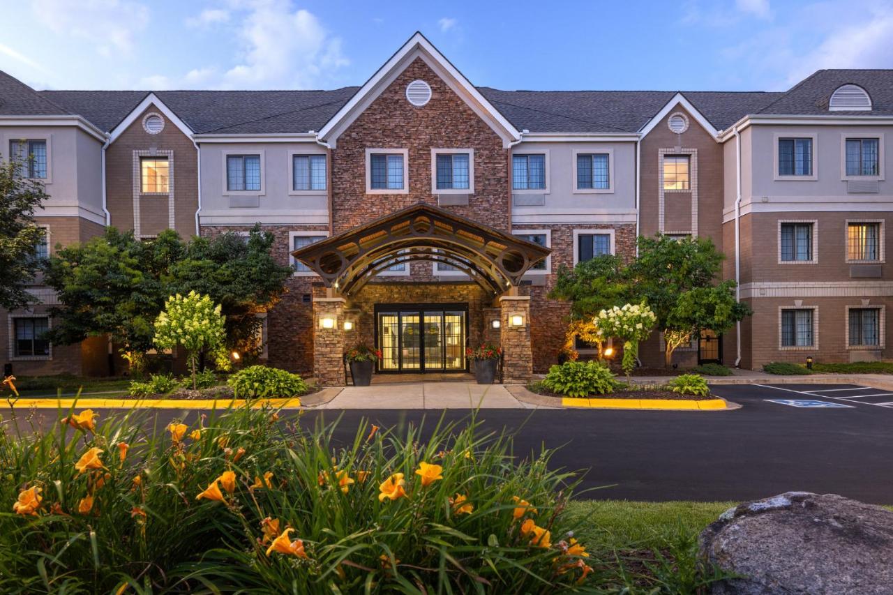 | Staybridge Suites Minneapolis-Maple Grove, an IHG Hotel