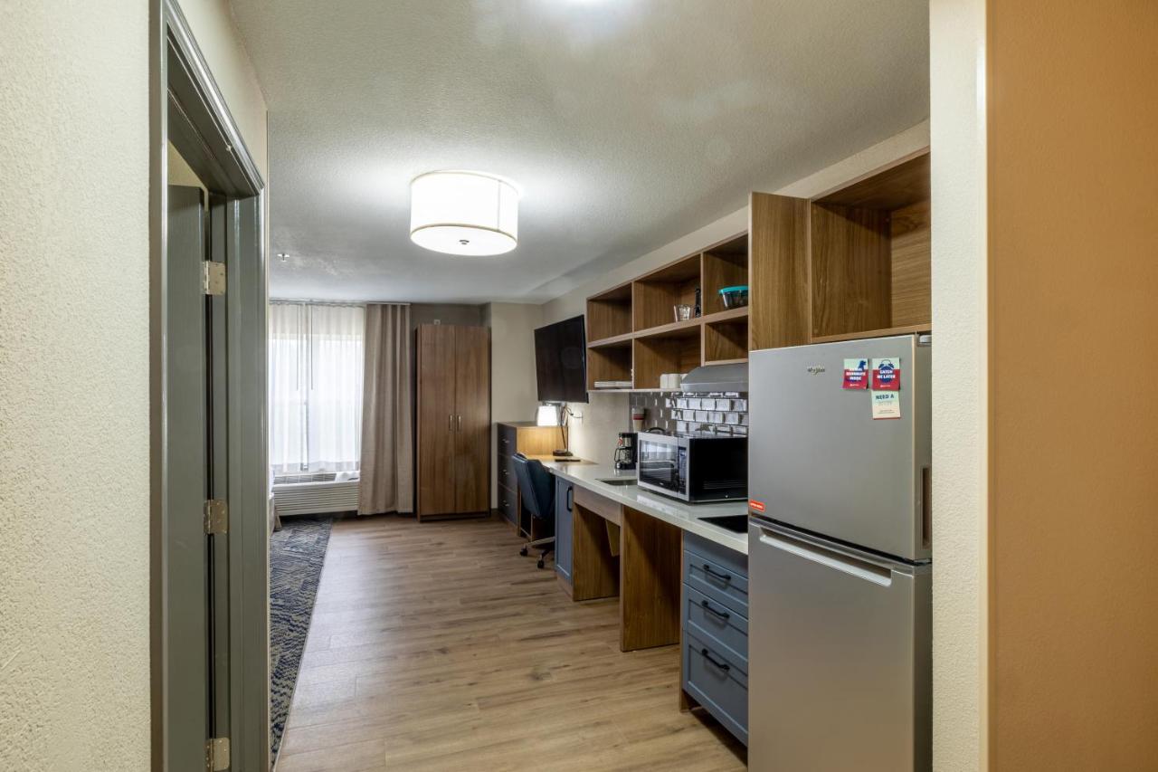 Queen Studio Suite with Accessible Tub - Non-Smoking at Candlewood Suites Wichita Northwest by IHG