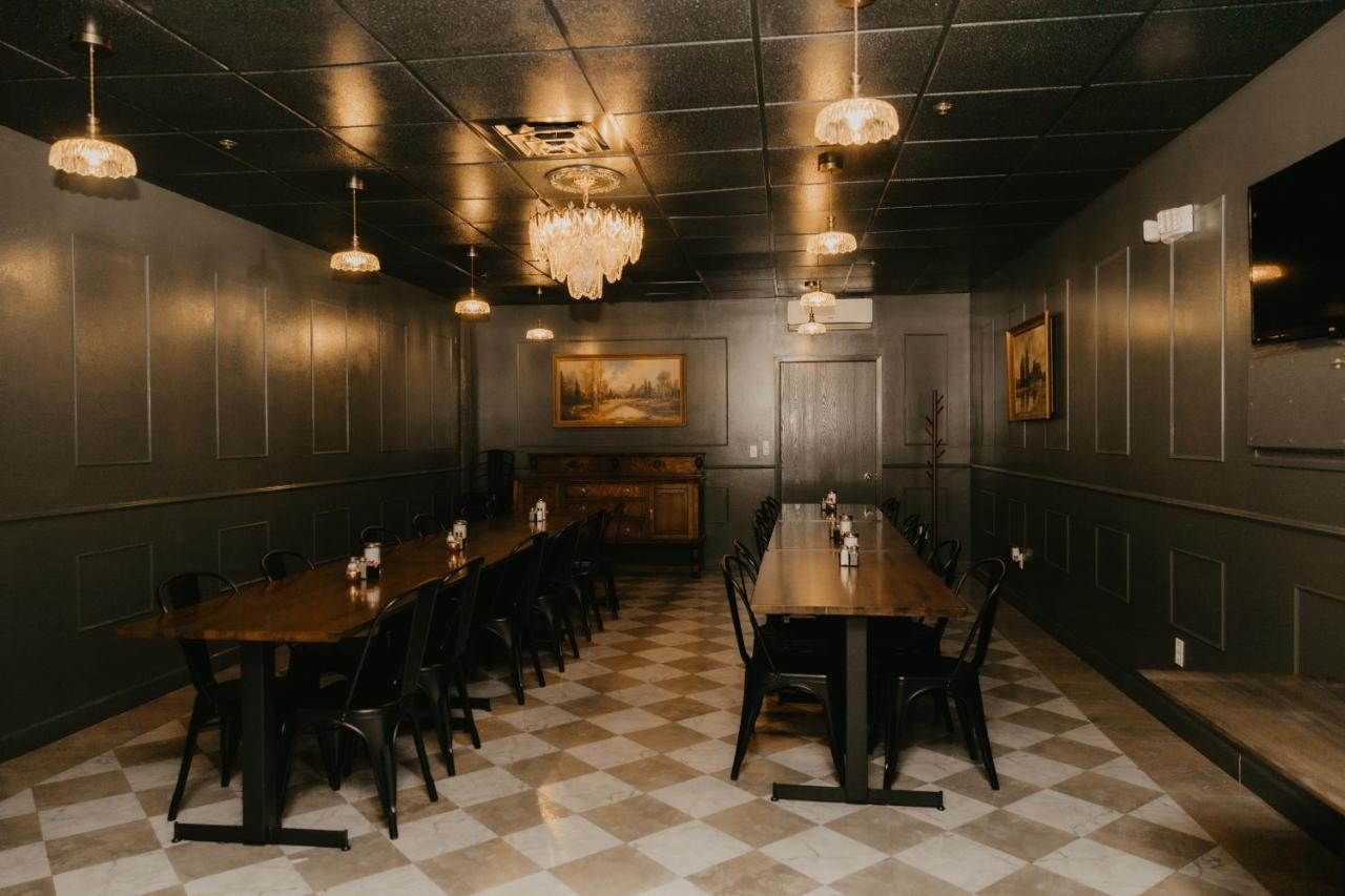 | The Brooks Hotel Restaurant and Lounge