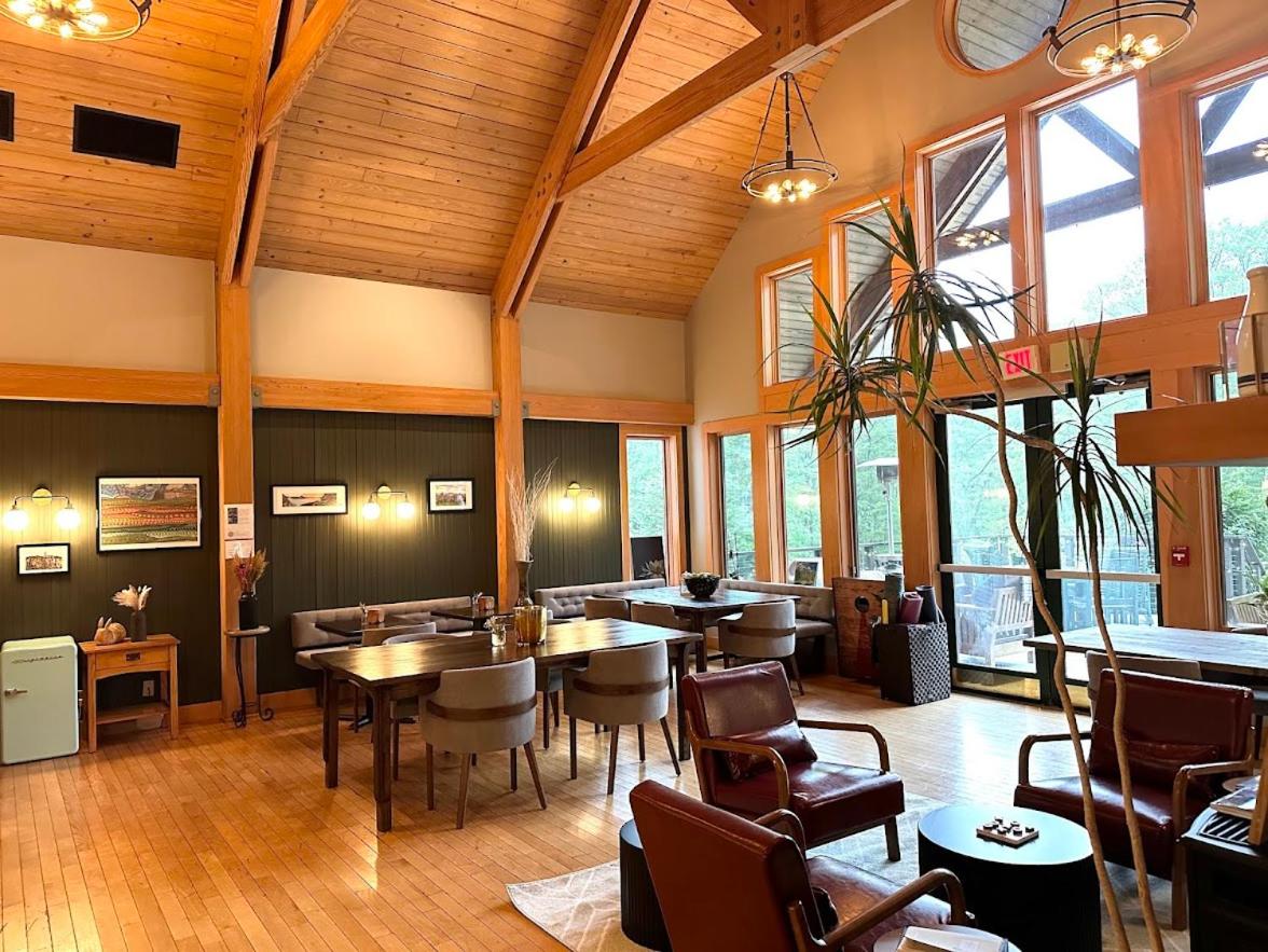 Minnewaska Lodge