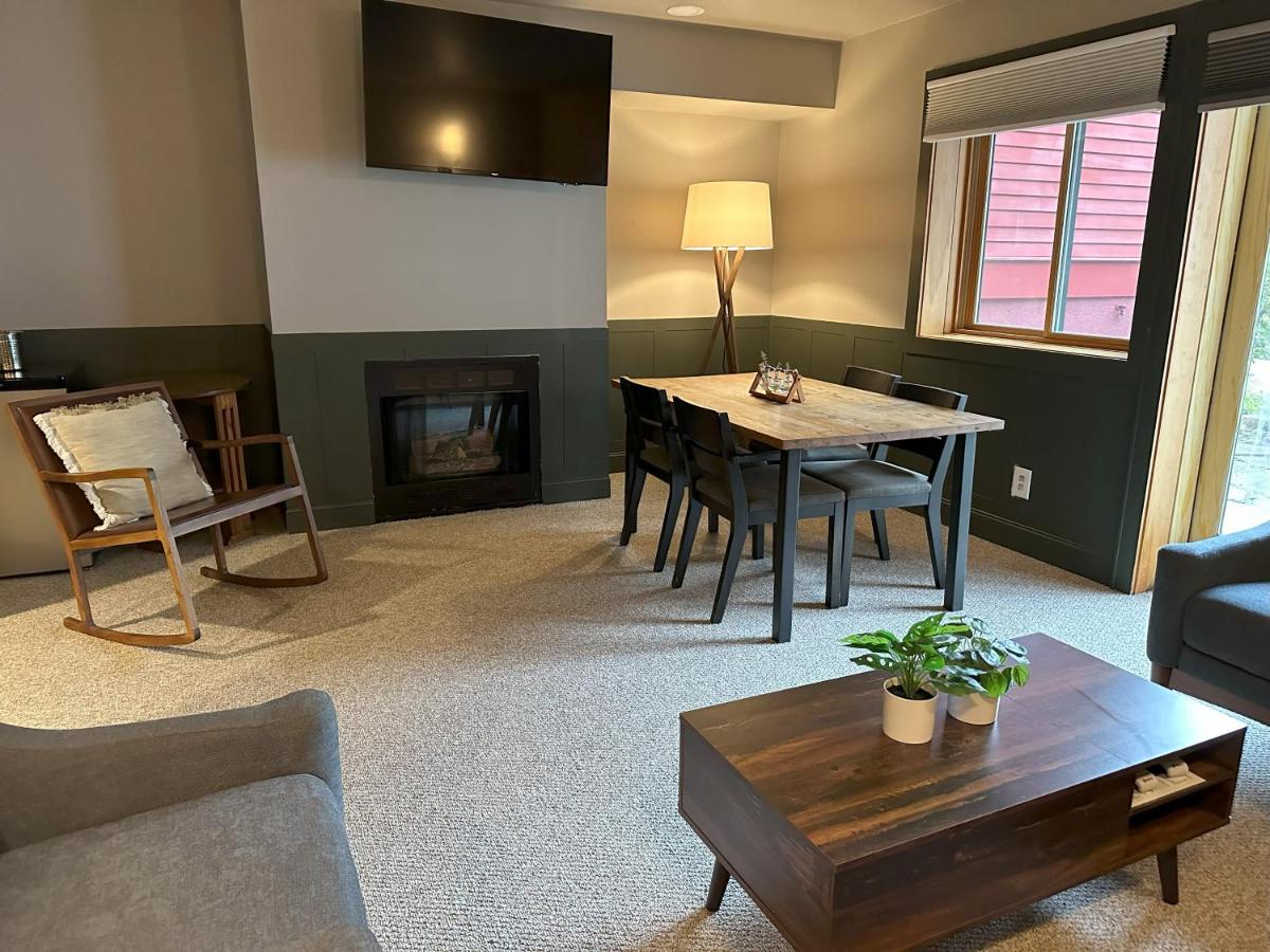 | Minnewaska Lodge