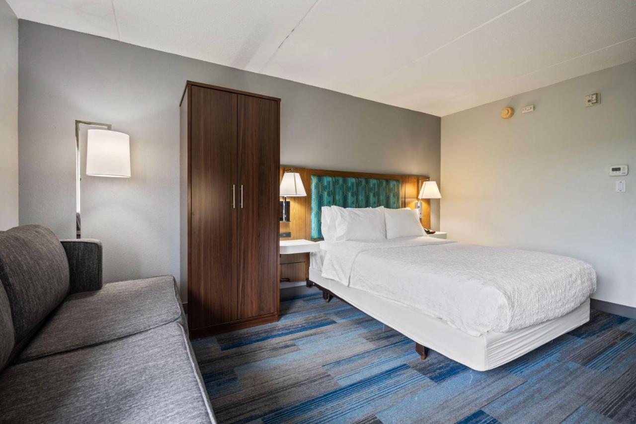 | Hampton Inn Ridgefield Park