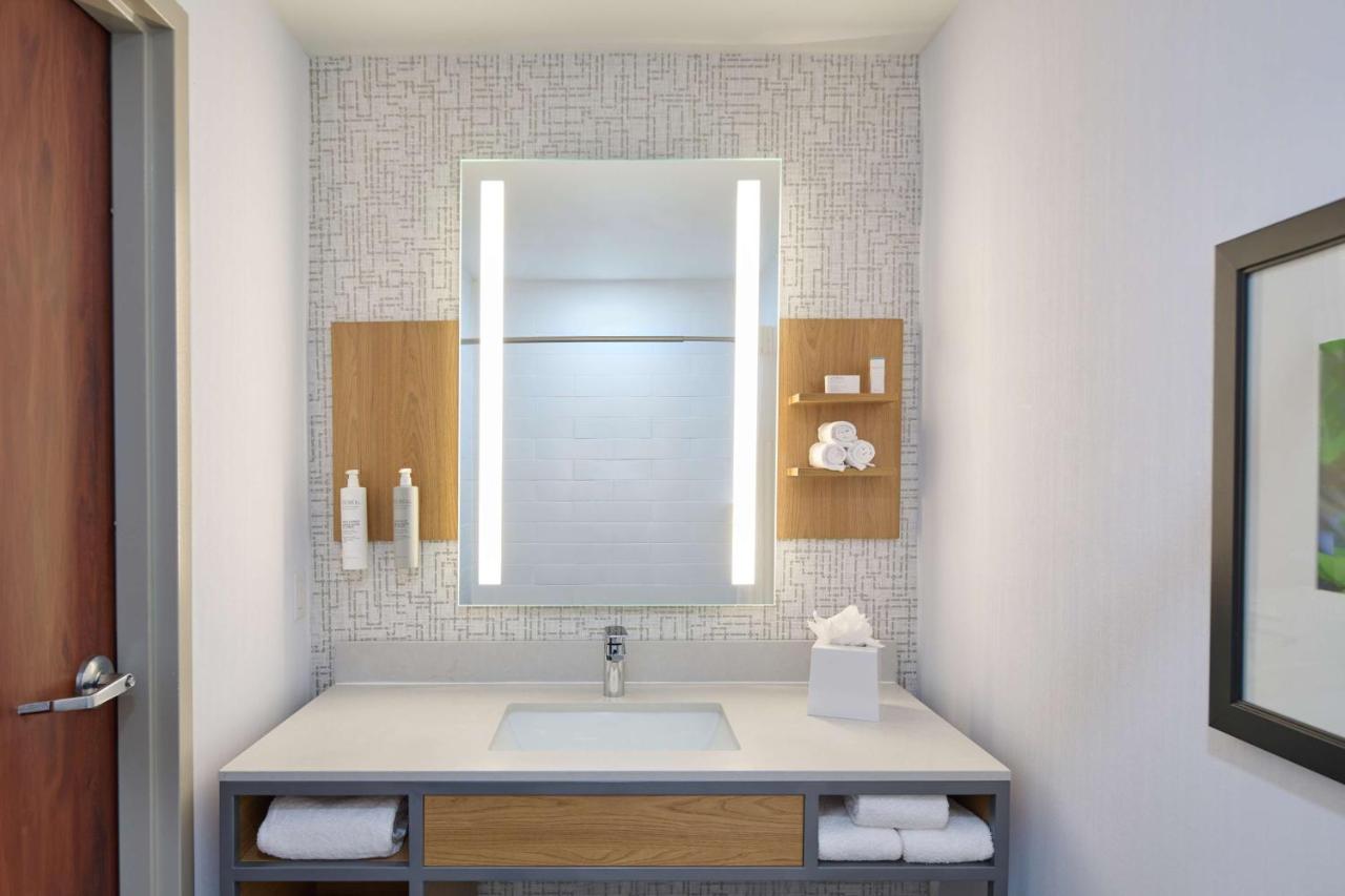 King Room - Disability Access at Hilton Garden Inn Anchorage