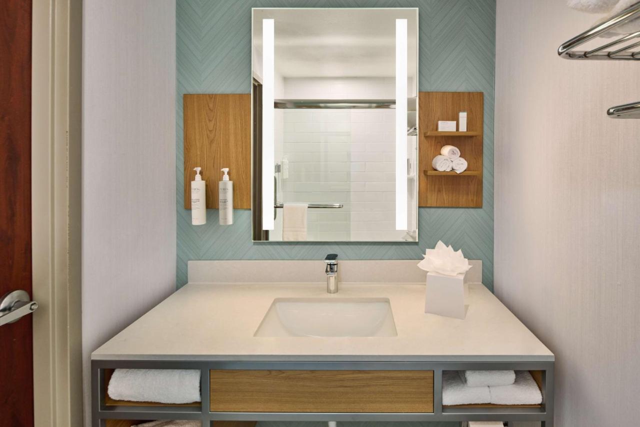King Room - Disability Access at Hilton Garden Inn Anchorage