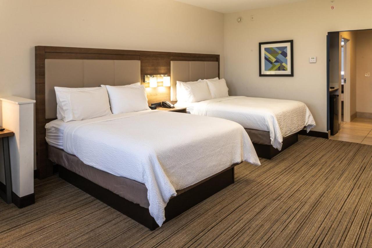 | Holiday Inn Express - Grand Island, an IHG Hotel