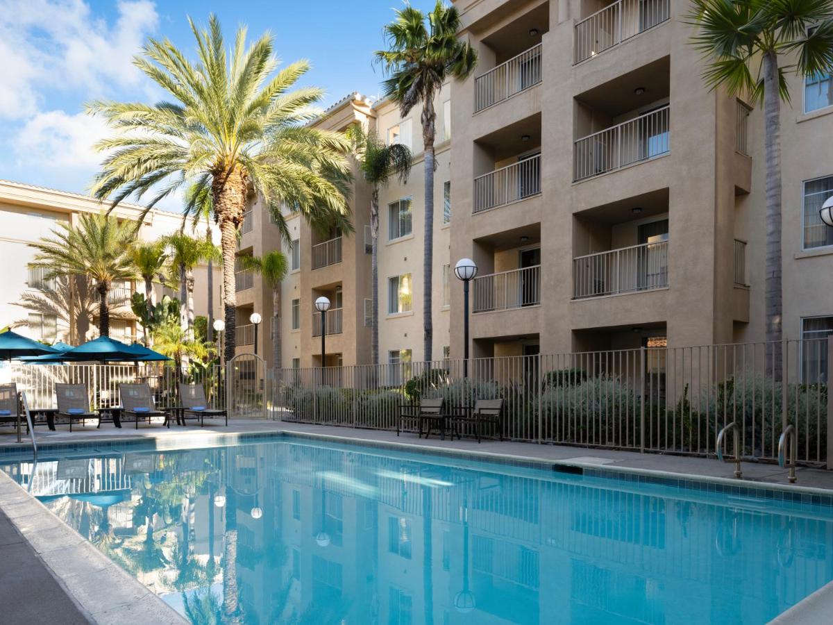 Standard King Room at HYATT house San Diego/Sorrento Mesa