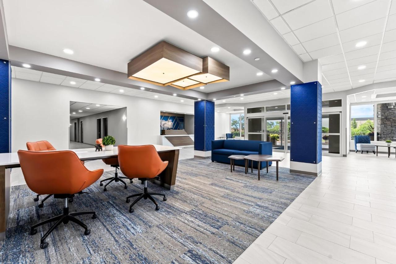 Holiday Inn Express Nashville-Hendersonville