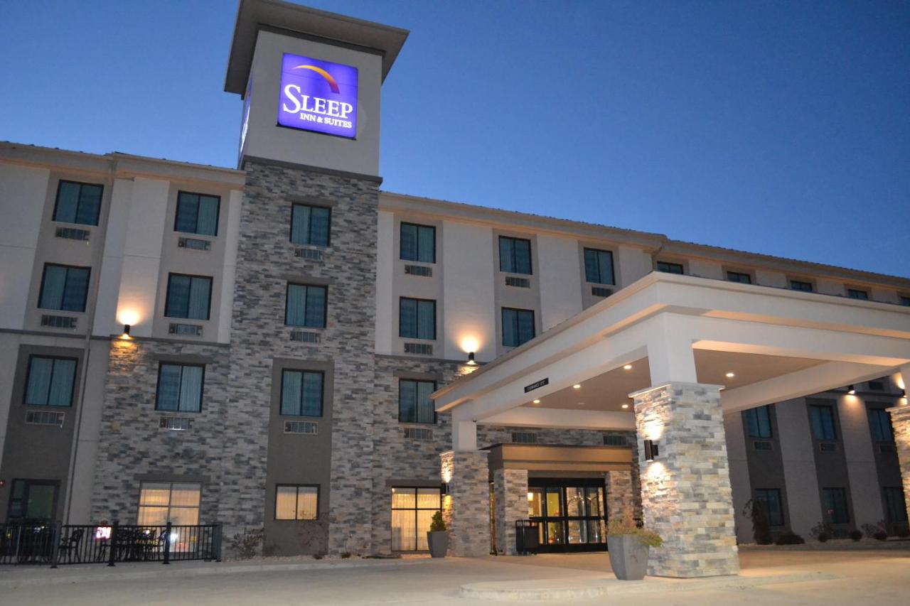  | Sleep Inn & Suites Belmont - St. Clairsville