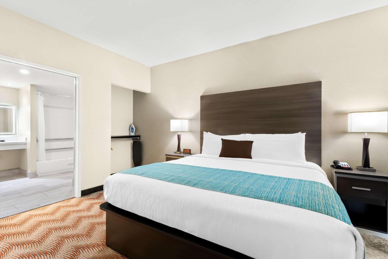 King Suite with Sofa Bed - Disability Access - Non smoking at Best Western Plus Irvine Spectrum Hotel