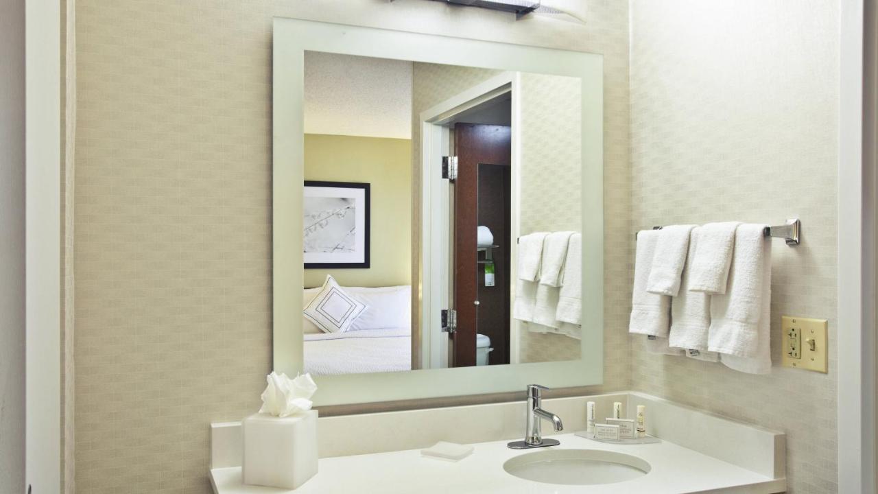 | Springhill Suites by Marriott Chicago Elmhurst/Oakbrook Area