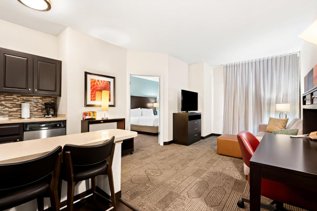 One-Bedroom King Suite - Non-Smoking at Staybridge Suites Cincinnati North by IHG
