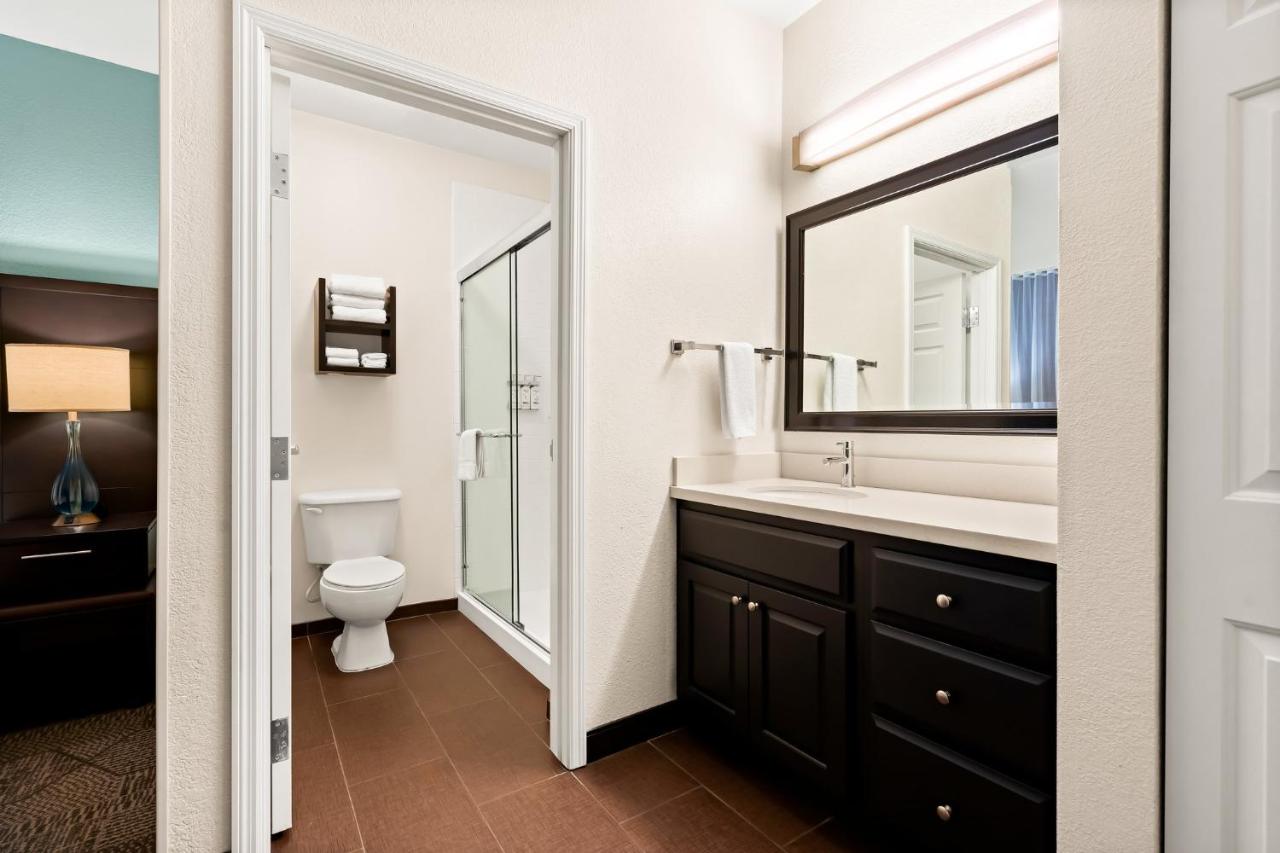 Studio Queen Suite - Non-Smoking at Staybridge Suites Cincinnati North by IHG